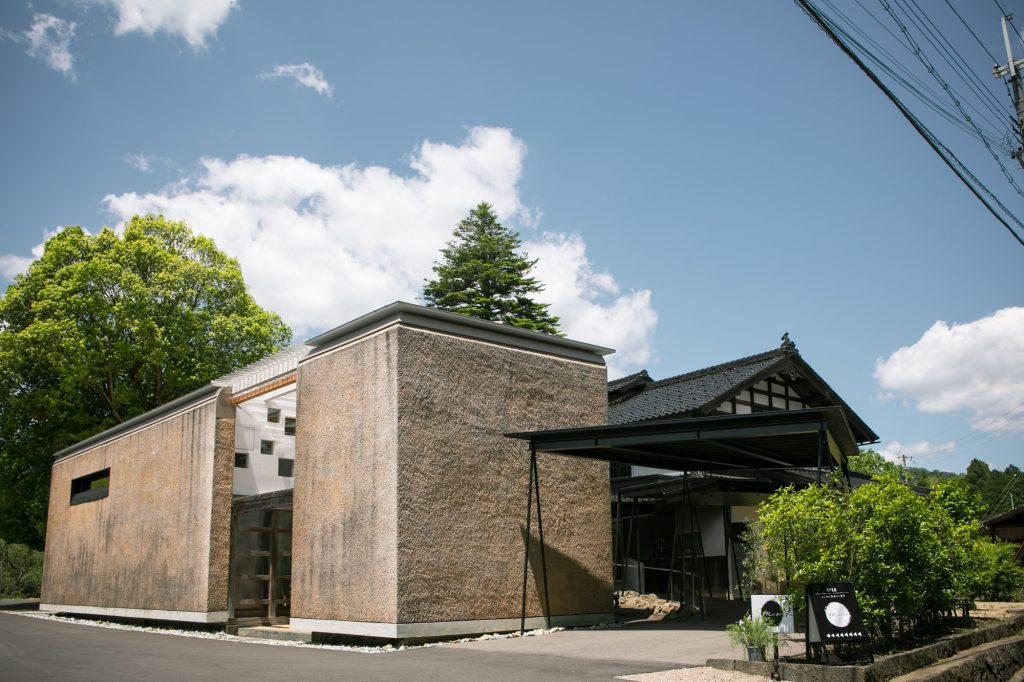 採用情報